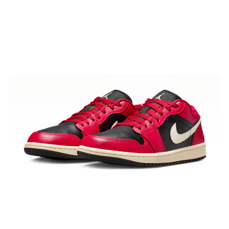 Jordan 1 Low Mystic Hibiscus Black (W)