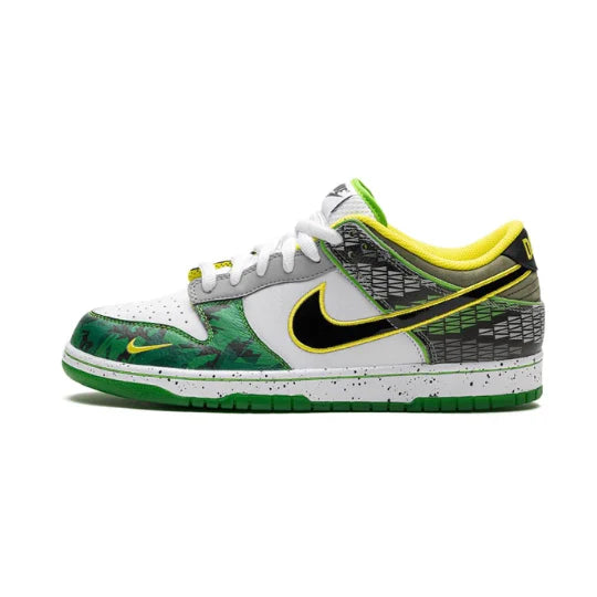 NIKE DUNK LOW WHAT THE DUCK AWAY UNIVERSITY OF OREGON PE